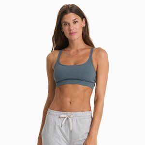 Vuori Mindset Sports Bra in the color azure